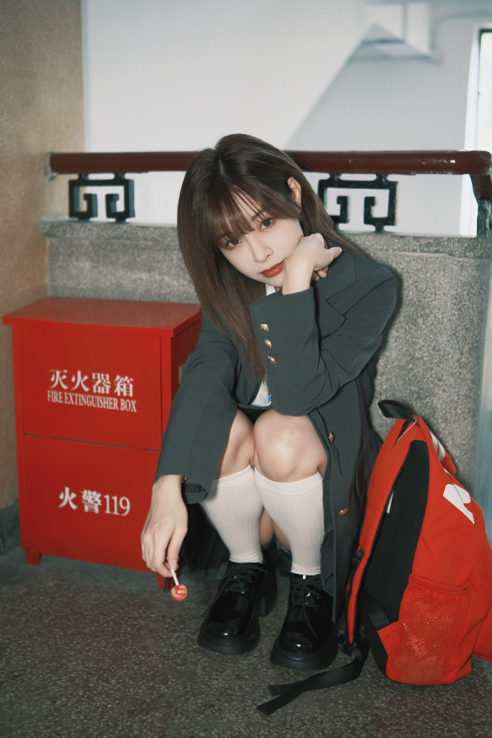 一出好戏 封面