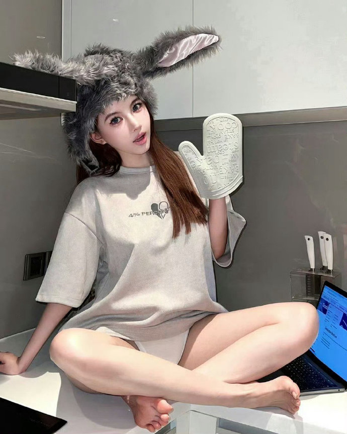 阳光普照 封面