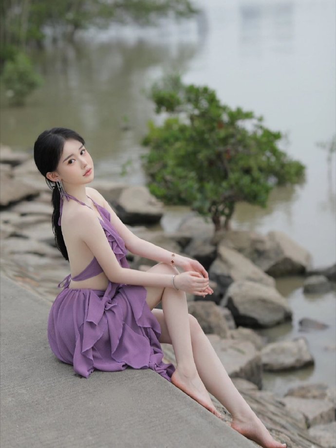 最后生还者 封面