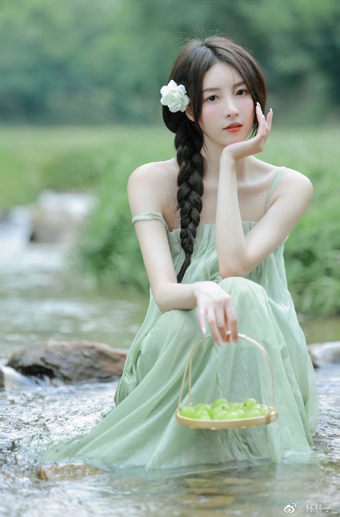 花束般的恋爱 封面